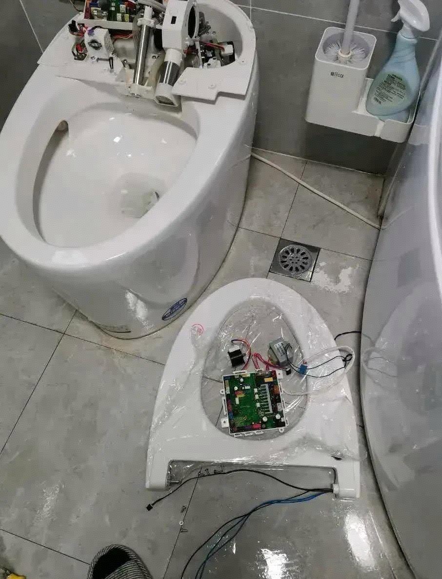 马桶瓷内部瓷脱落(马桶里面的瓷掉了怎么办) 马桶瓷内部瓷脱落(马桶里面的瓷掉了怎么办)